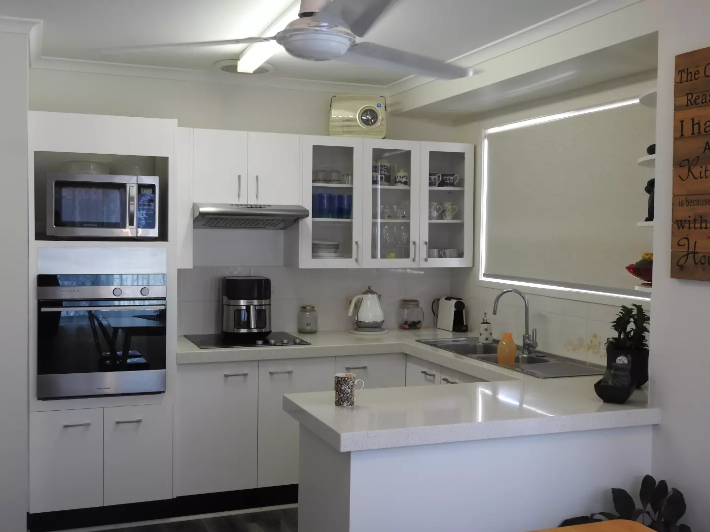 Delightful renovated Cottage in Rustic Court