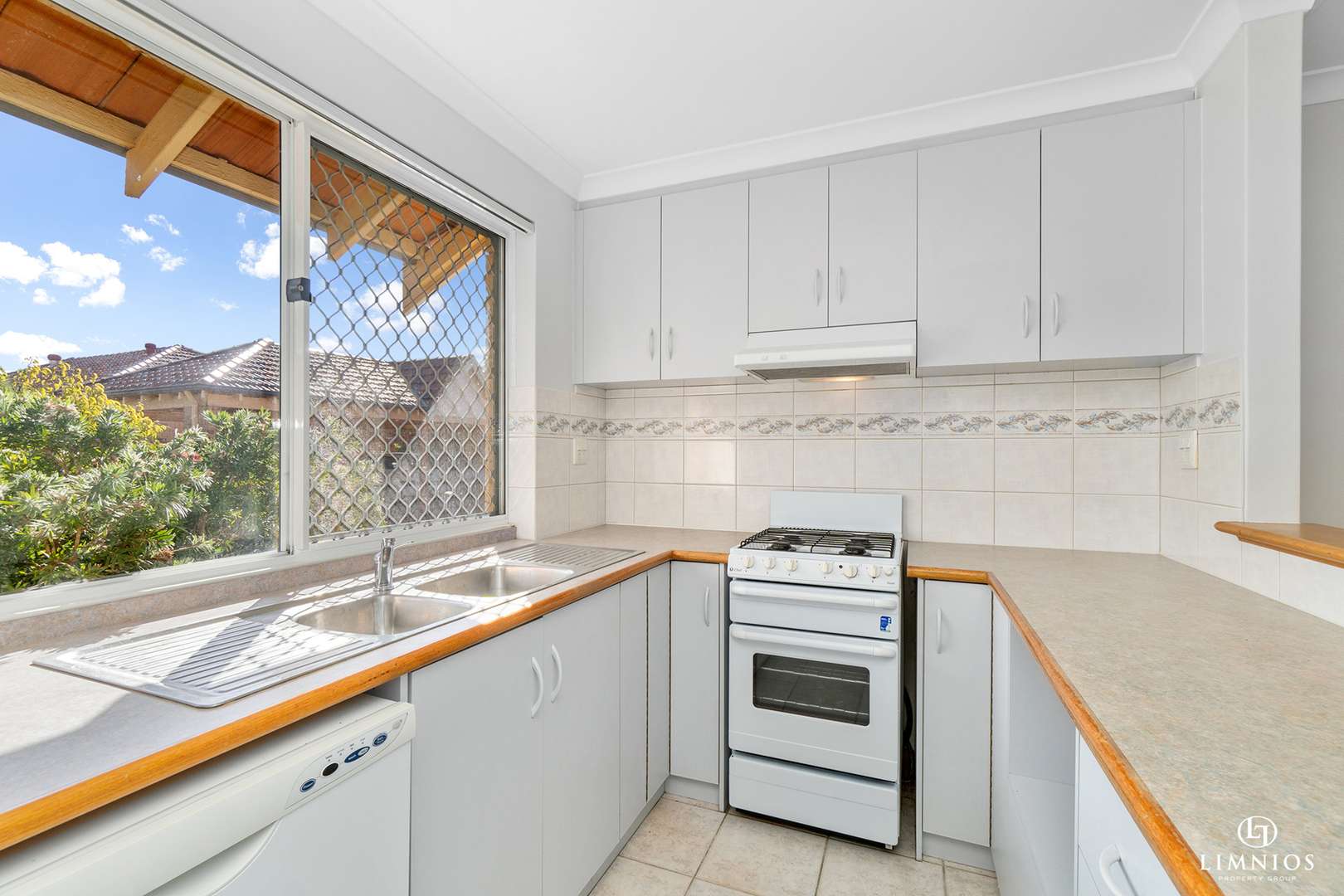 SOLD.  Live your best life in this light & bright villa in a fabulous coastal location!
