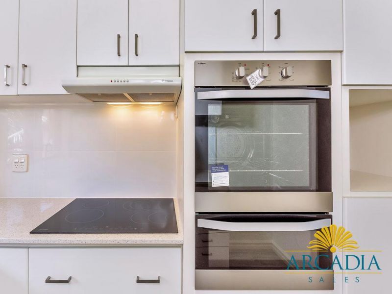 Arcadia Waters Bicton- Nothing to do, just move in.