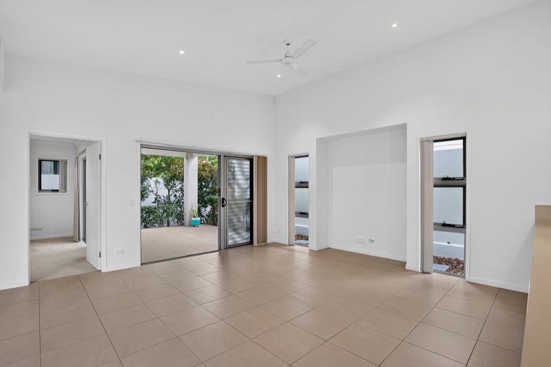 Site 33 - Established Sea Crest I