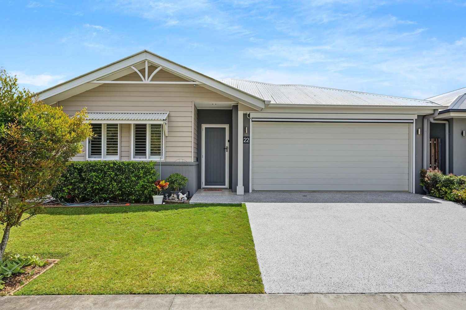 Near Nature, Modern Style