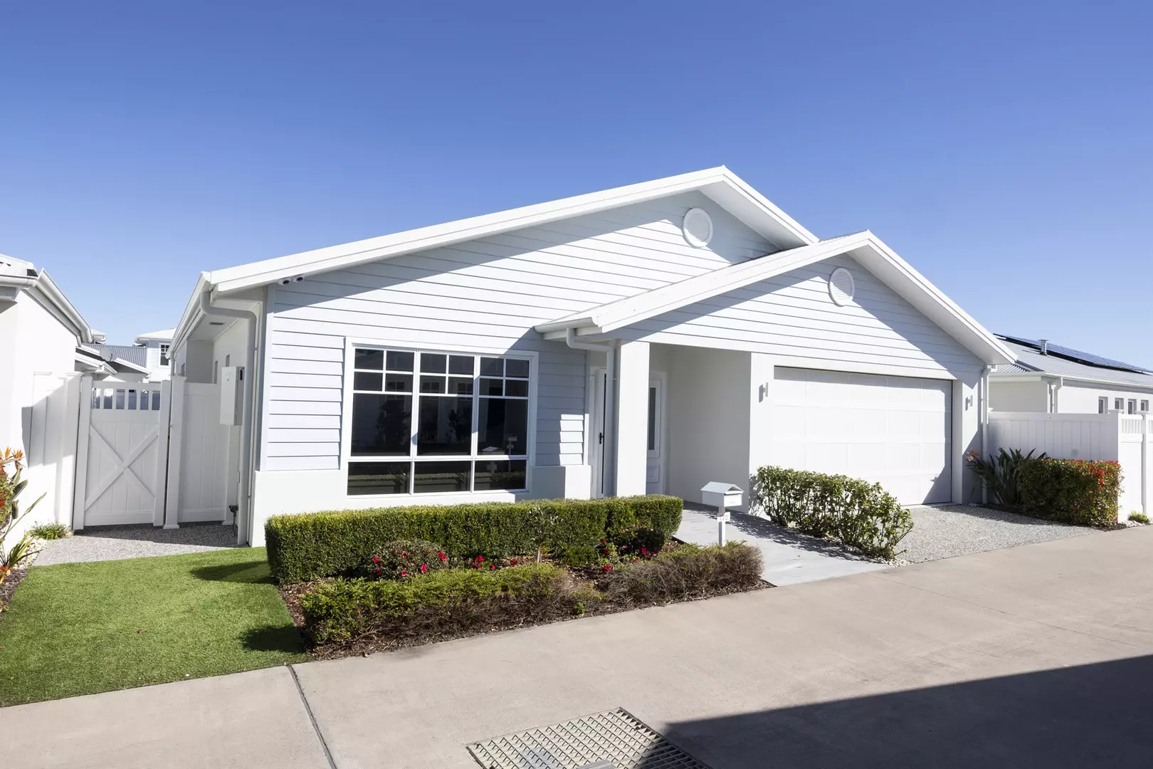 Designer Living in Prime Location