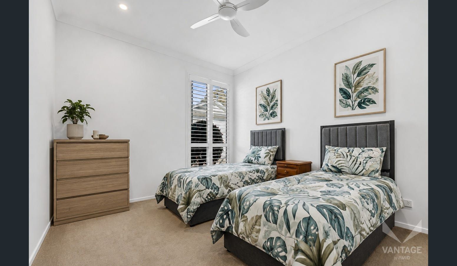 2 bed, double garage modern home