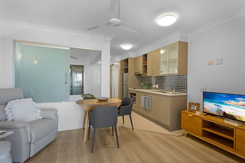 Cosy studio apartment with ocean views