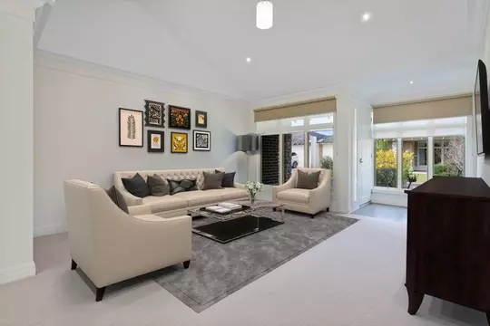 Bright, Refreshed Unit in Quiet Court Setting