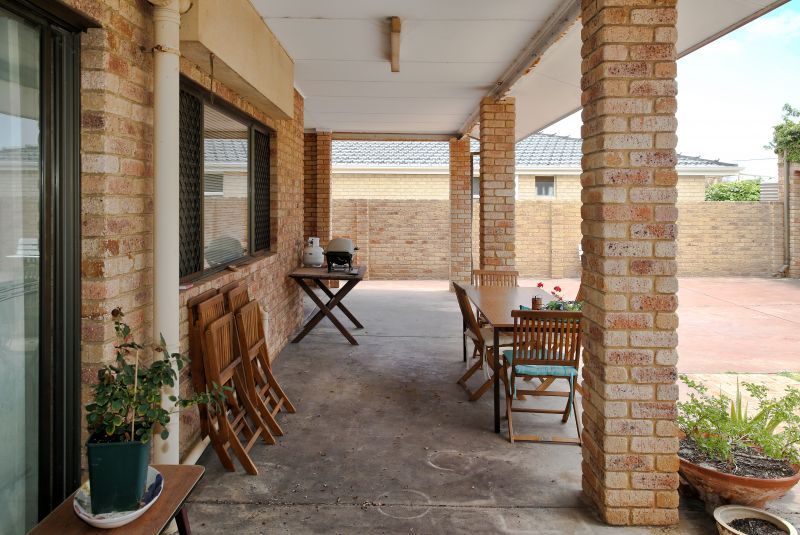 180 degree ocean views!