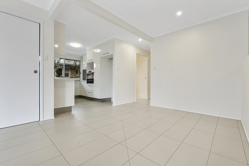 Spacious Villa Retreat with Garden Views