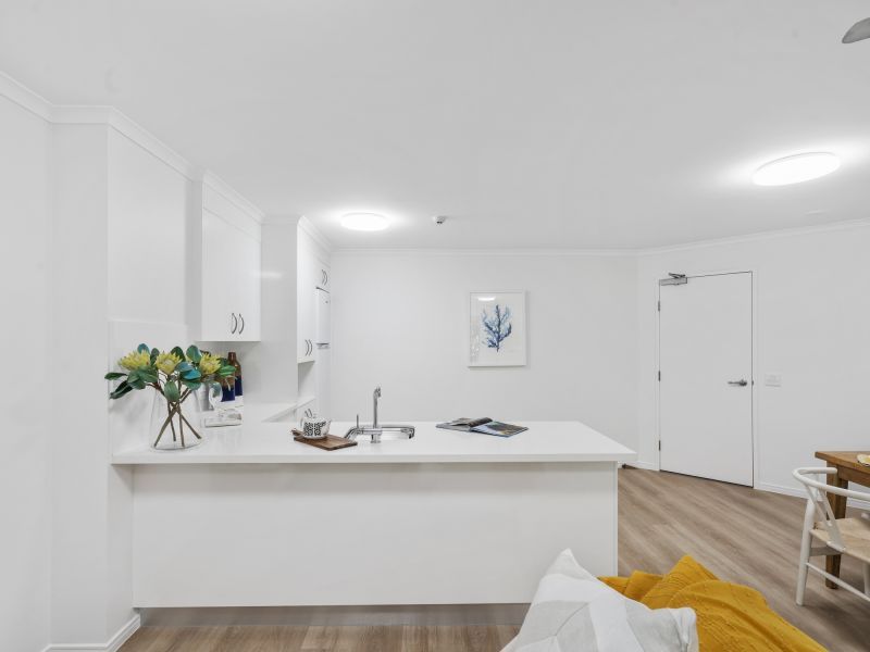 Top-level one-bedroom serviced apartment