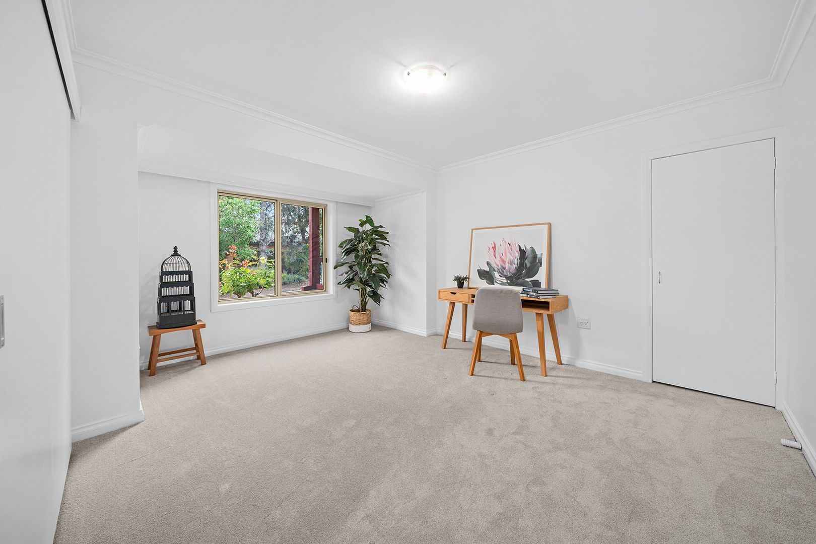  Spacious ground floor North facing 3 Bedroom home