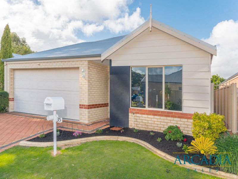 ARCADIA WATERS MANDURAH - The Marie Design is a Definite Favourite