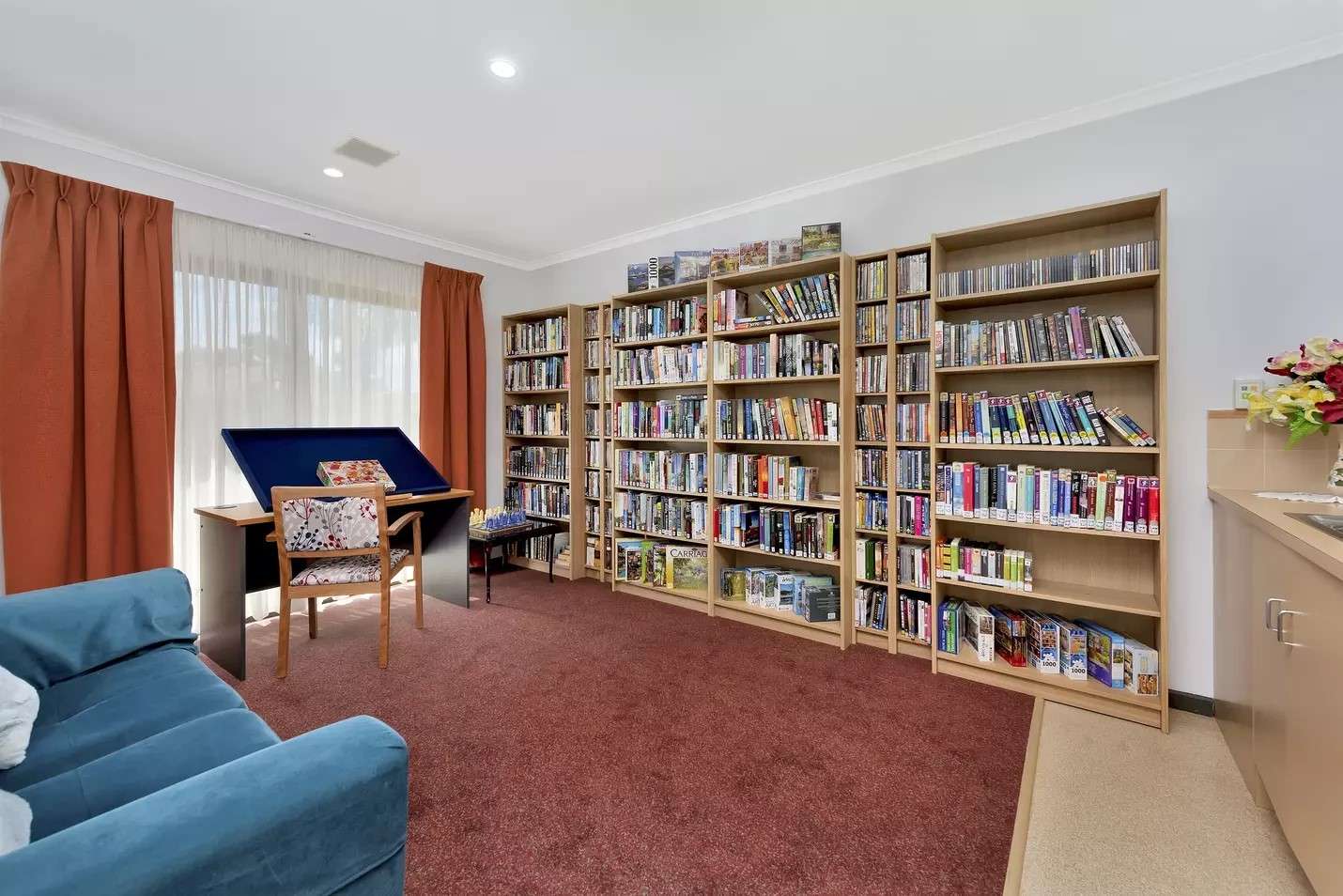 Resthaven Salisbury East ‘Manor Gardens’ Retirement Living offers 16 one-bedroom units, 30 two-bedroom units, and 26 serviced apartments.