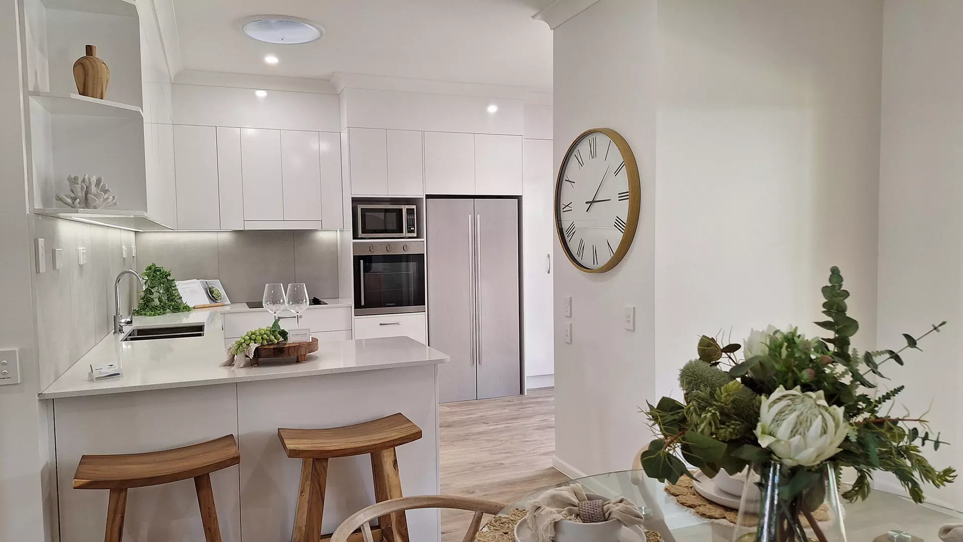 Large Corner Block Perfect for a Green Thumb