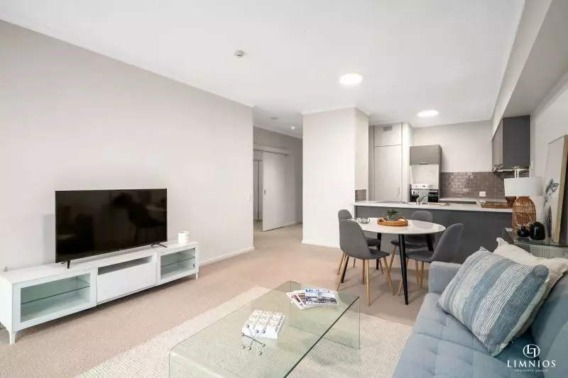 Beautifully presented 1 bedroom ground floor apartment