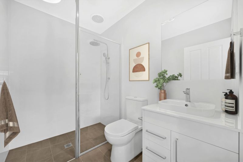 147/1A Gowanbrae Drive