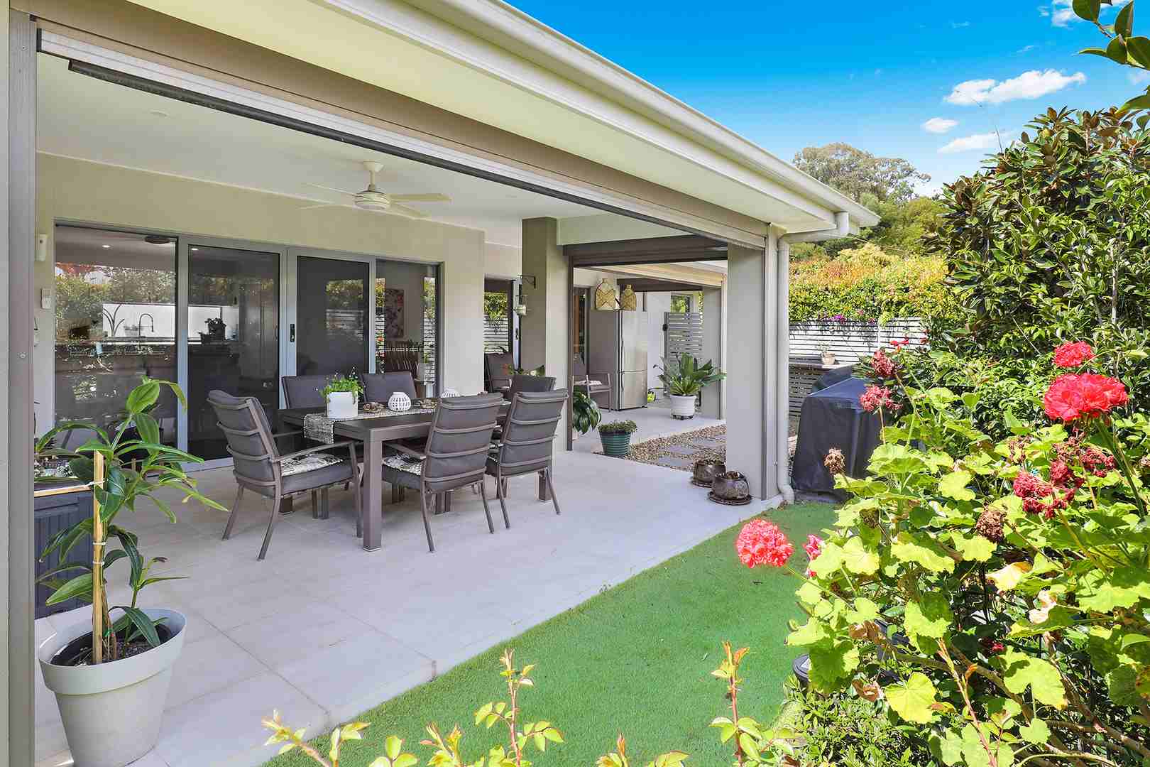 Easy-Care Living in Comfort & Style - V33 Halcyon Lakeside