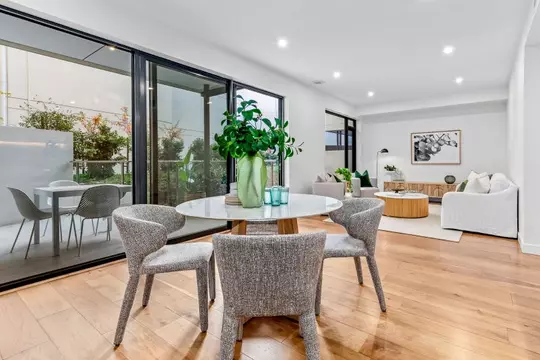 Spacious one-bedroom with tranquil courtyard garden views