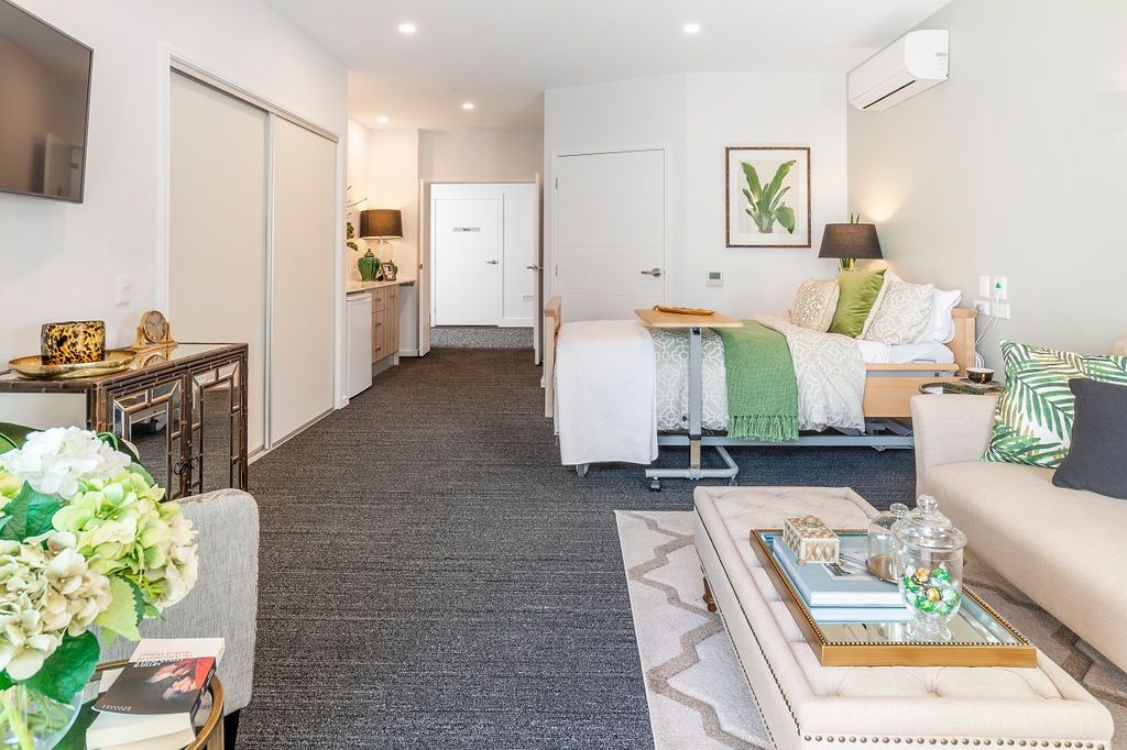 Superior Single Suite with Private Ensuite