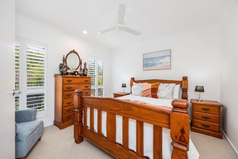 Modern Retreat with Private Alfresco Outlook