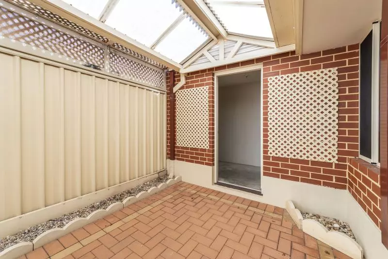 Exciting Opportunity in Great Location for your Relaxed Retirement....