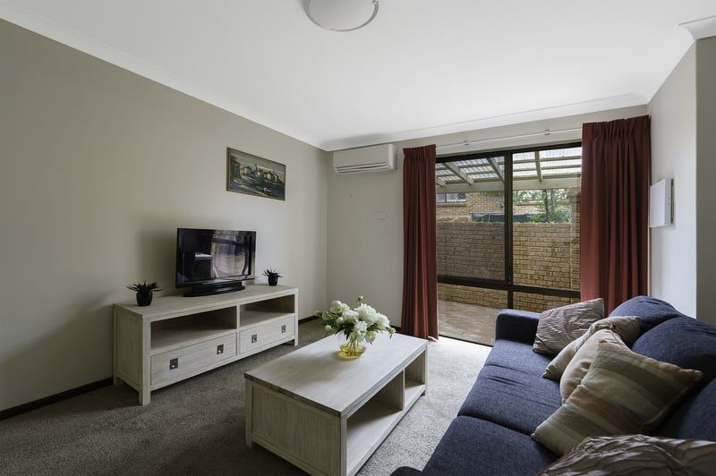 Low-Maintenance Villa with Garden Outlook Near Clubhouse