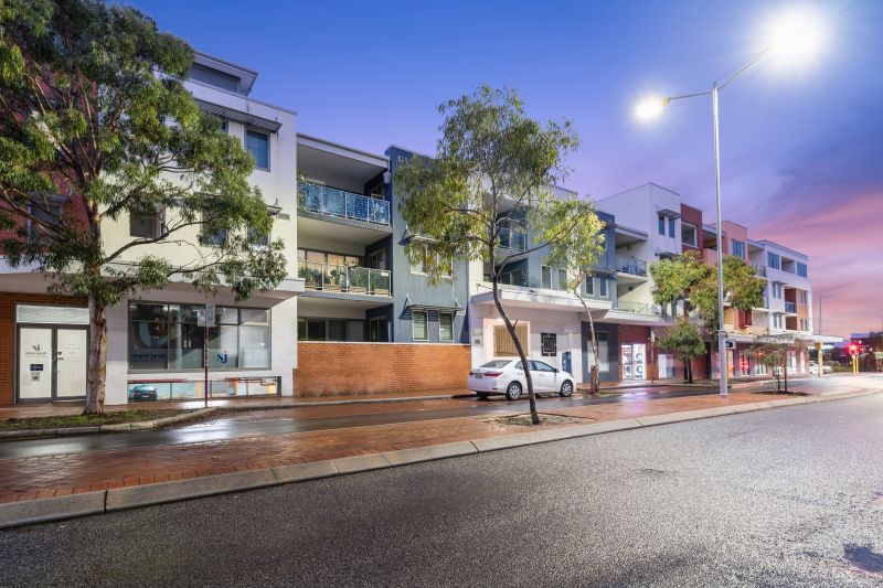 Spacious Modern & Central Home!