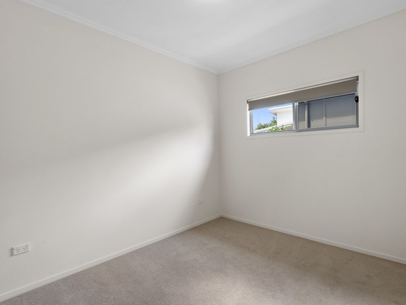 Beautiful home in over 50s resort style community