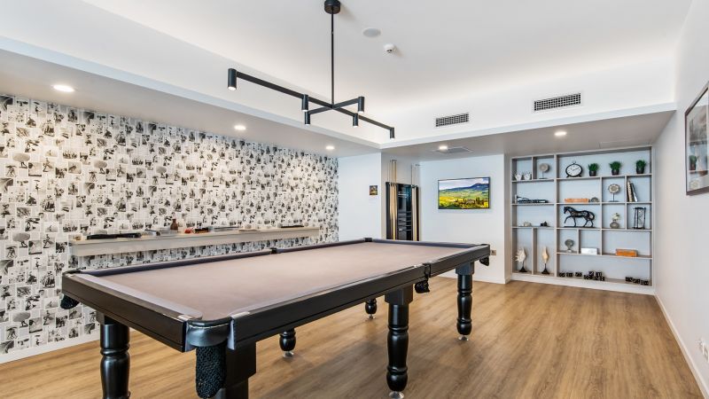 Top-Floor Coastal Retirement in the Heart of Maroochydore