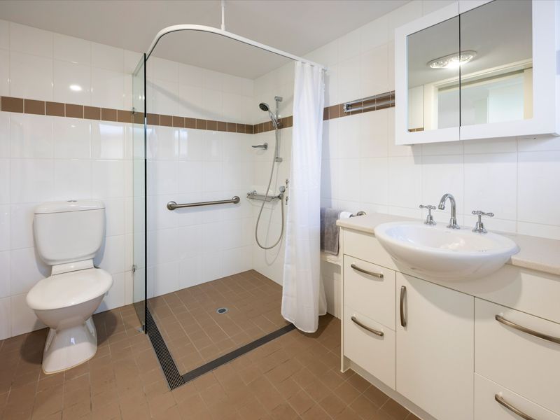 Eldercare Oxford Units: one-bedroom unit within easy walking distance to the beach