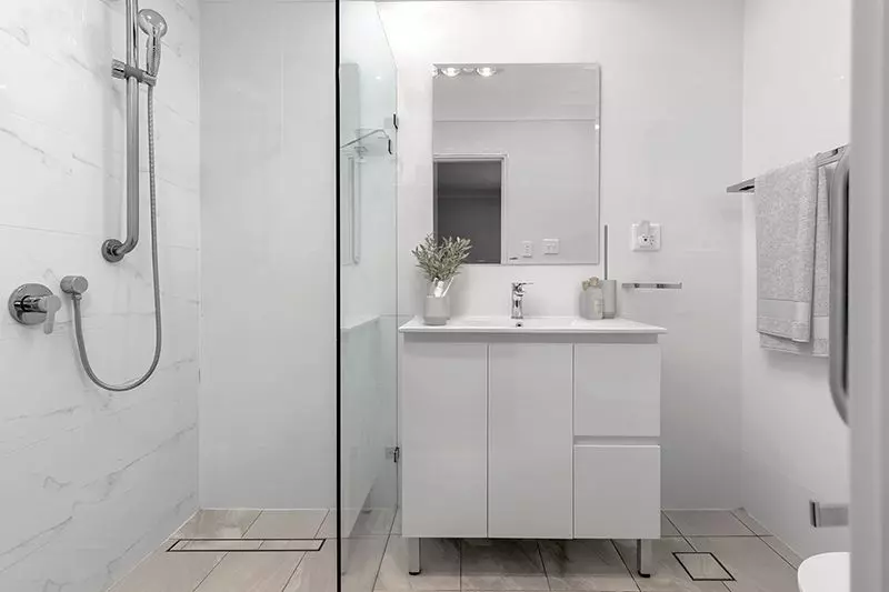 Perfectly located, renovated unit with easy ramp access and lovely district views.