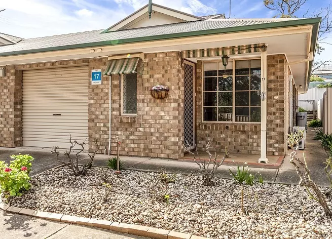 Two Bedroom with Garage - Private Location