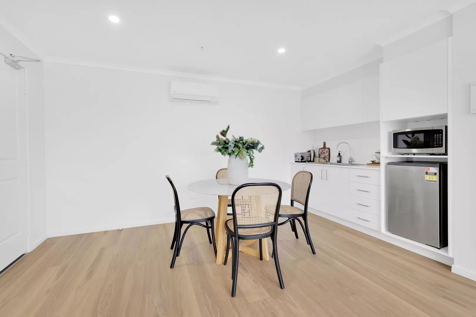 402/208 McDonalds Road, Epping VIC 3076