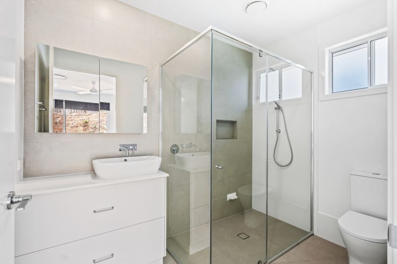 Pristine Home - Ready for you to move straight in!