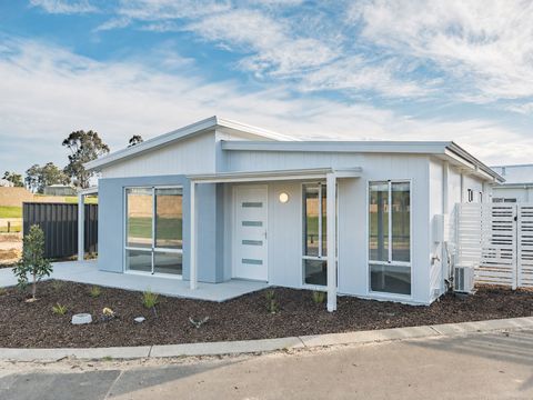 New Build - Spacious 2 Bedroom, 2 Bathroom, Single Carport