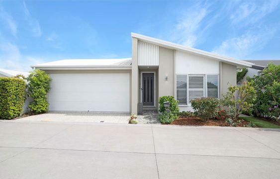 173 Palm Lake Resort