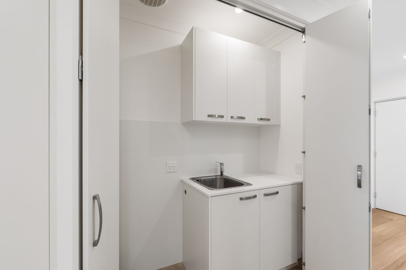 Modern two-bedroom villa with a stylish Paterson design, featuring vinyl flooring