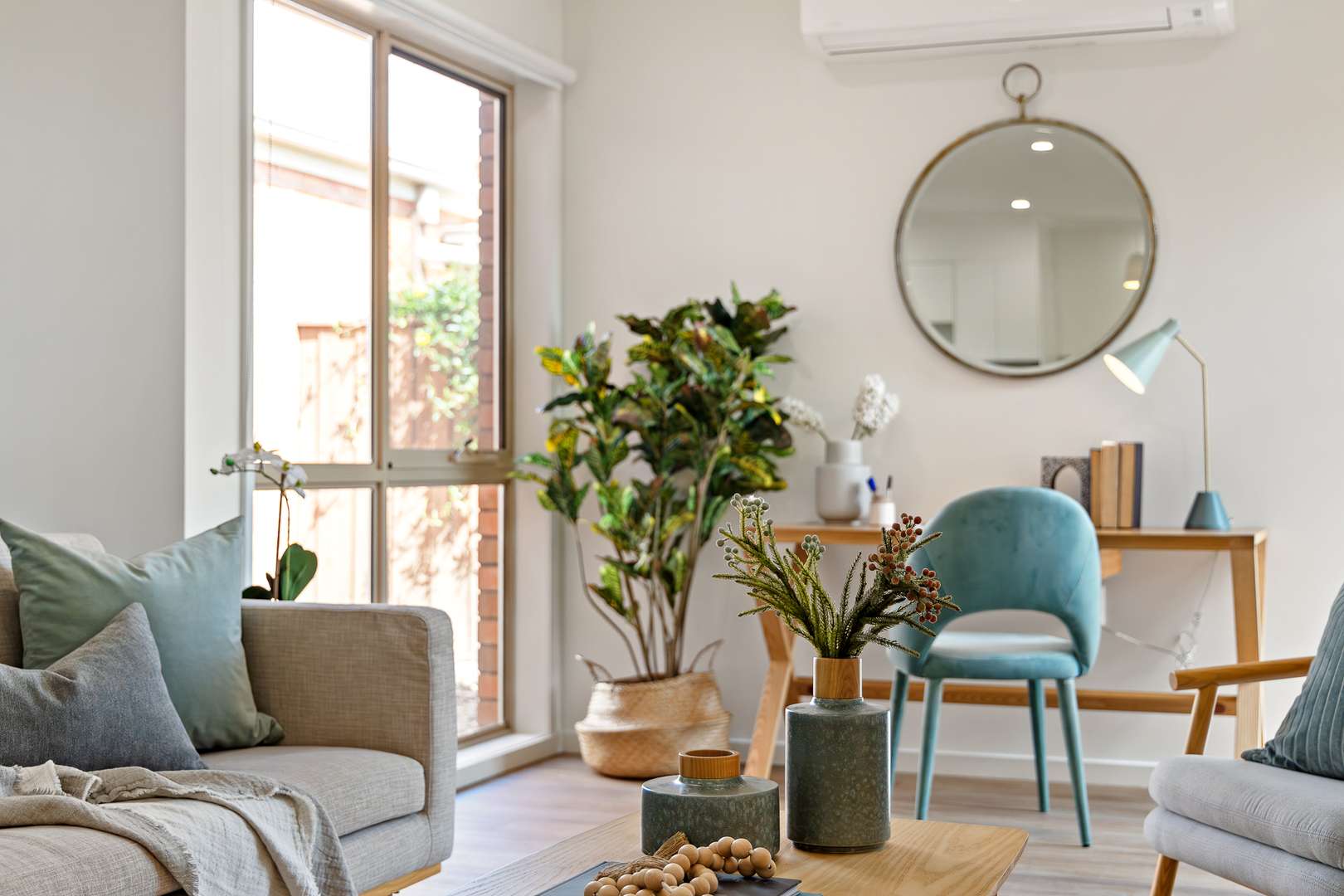 Elegant and Classy, This Spacious Unit is a Stunner!