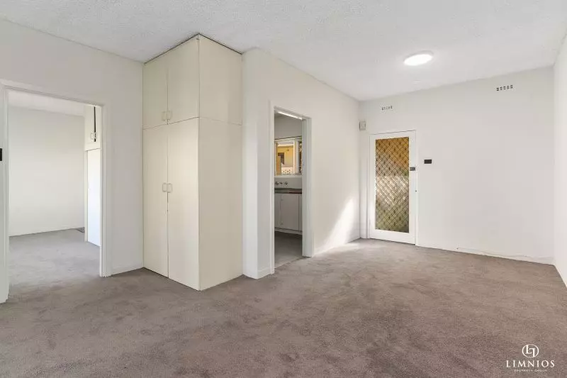 Affordable City Fringe Apartment!