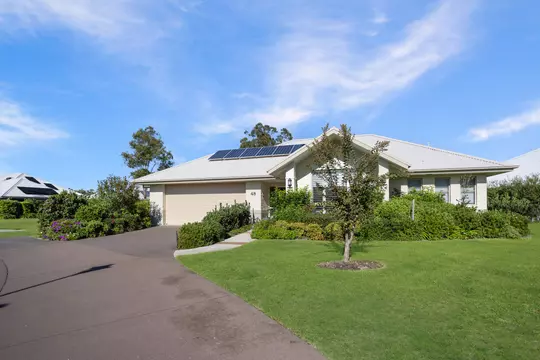 Cezanne B by Palm Lake Resort Tea Gardens