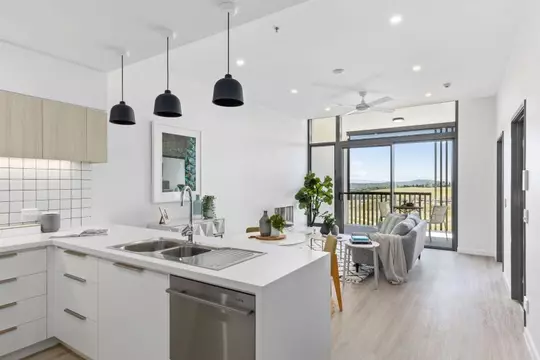 Spacious and bright one-bedroom apartment