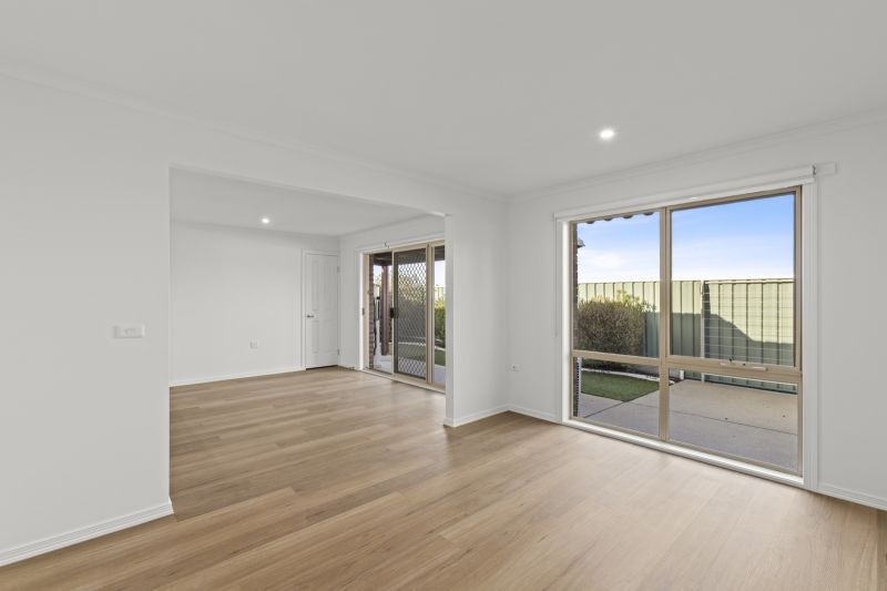 One of Geelong Grove's Largest and Best-Located Homes