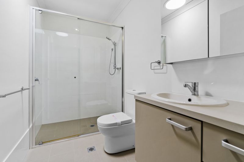 157/100 Gilchrist Drive, Campbelltown