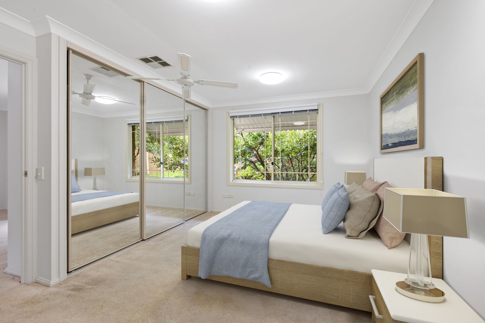 Ground Floor Villa With Garage!