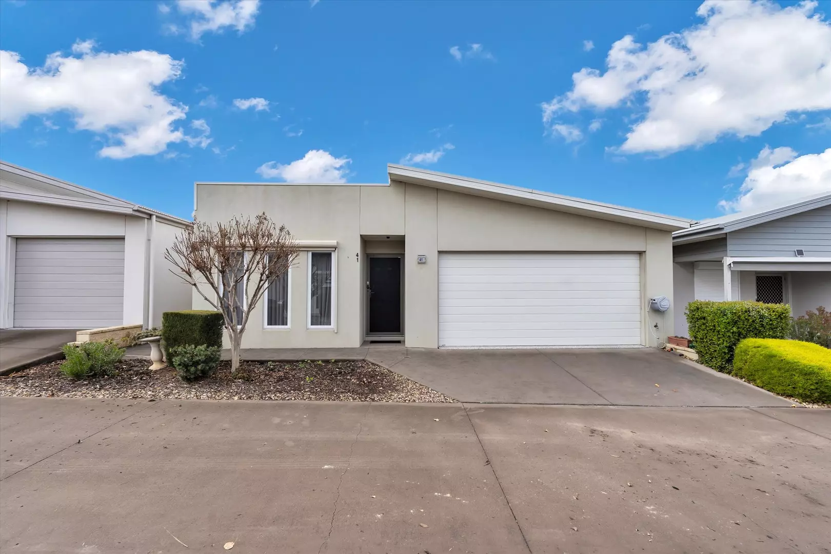 Home 41 PALM LAKE RESORT TRUGANINA