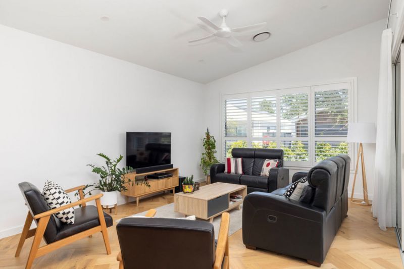 Enjoy Modern Elegance and Prime Corner Vantage