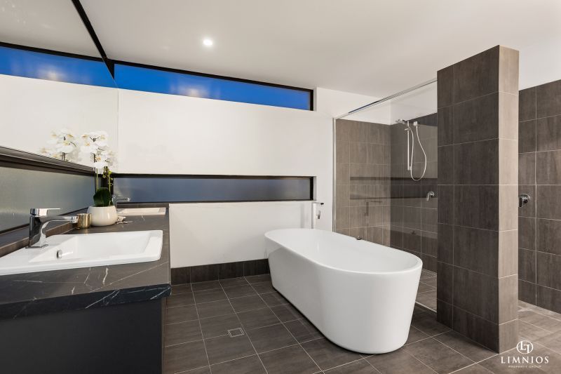 Seaside Living At It's Best!