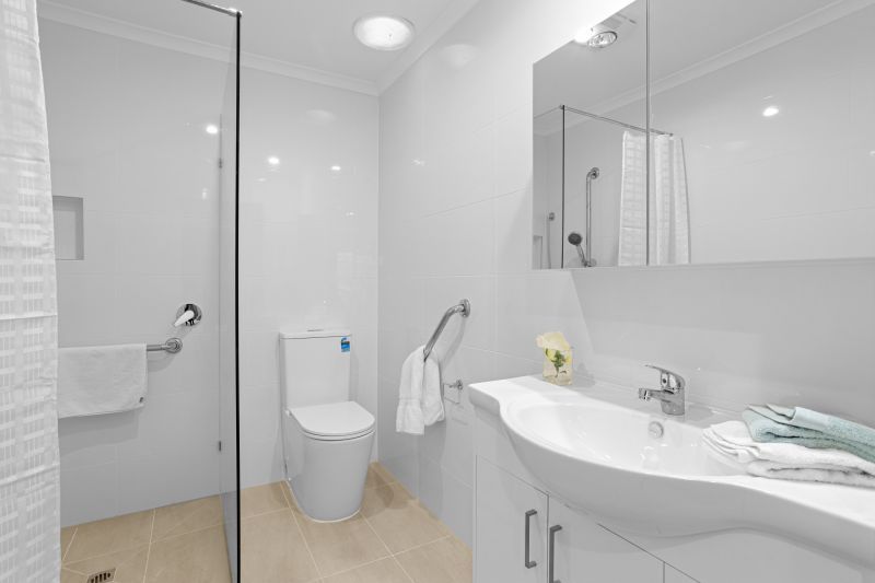 2-bed modern villa with two private bathrooms