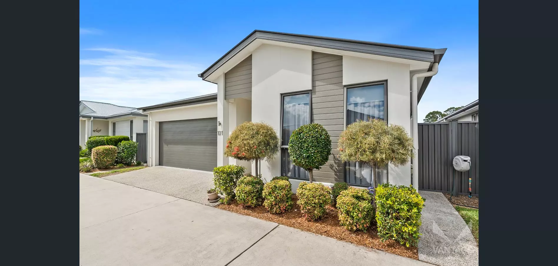 2 bed home in Luxury over 50s community