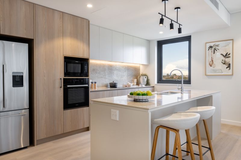 Spacious 2-bedroom apartment with private balcony & study nook