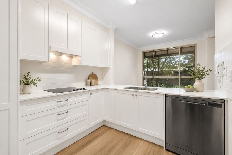 Spacious Ground-Floor Living Surrounded by Gardens