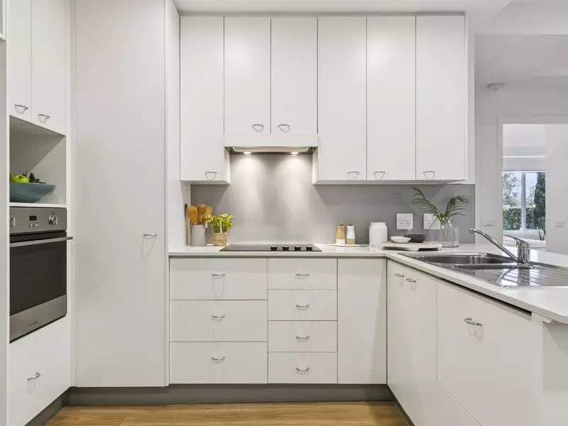 Terrace-Style Living with Sunlit Spaces in Brighton